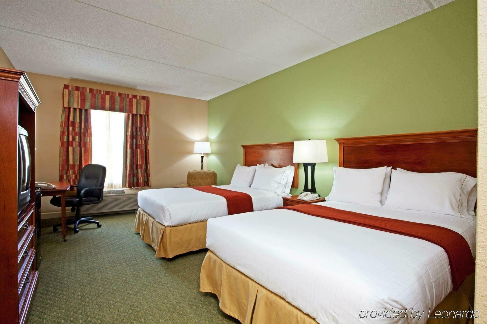 Holiday Inn Express Hotel & Suites Conover - Hickory Area By Ihg Exterior foto