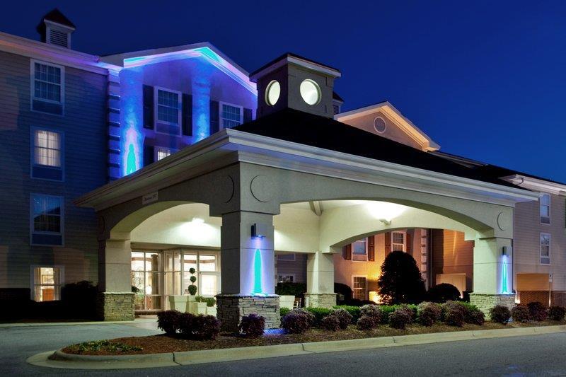Holiday Inn Express Hotel & Suites Conover - Hickory Area By Ihg Exterior foto